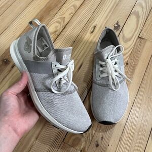 New Balance FuelCore Nergize Grey White Women Running Shoe athletic sneaker Sz 9